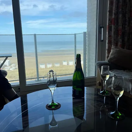 Seagull, Ruim En Volledig Vernieuwd Appartement Met Zeezicht In Westende Middelkerke Exterior photo