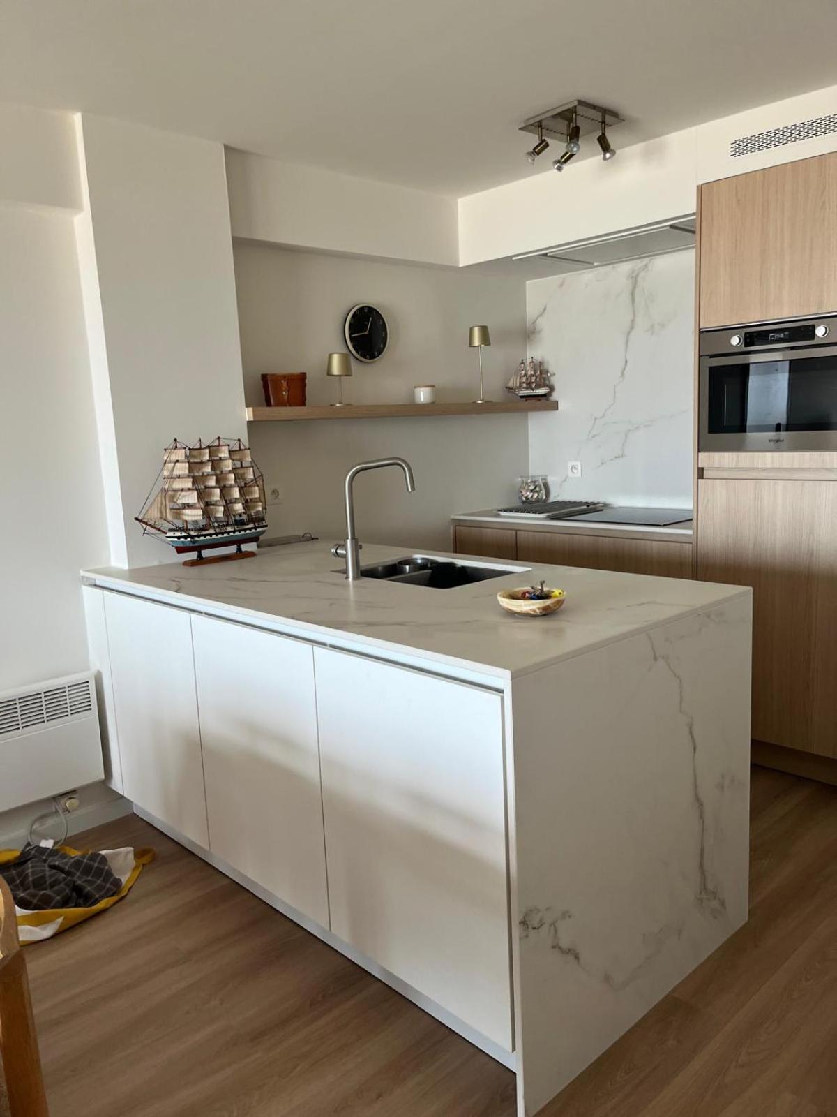 Seagull, Ruim En Volledig Vernieuwd Met Zeezicht In Westende Apartamento Middelkerke